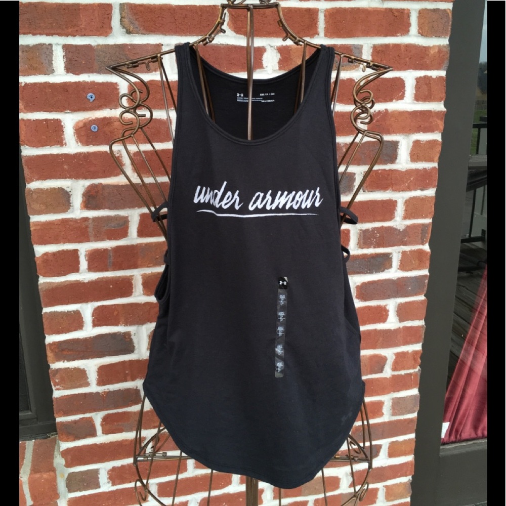 FINAL PRICE DROP! NWT UNDER ARMOUR LOW CUT SIDE SLITS TANK